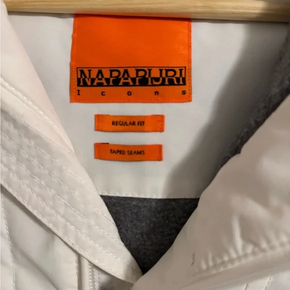 Napapijri Men's Cream Hooded Jacket - Picture 4 of 5